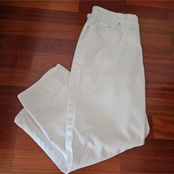 NWT Jones New York Signature Petite Capri White Women's Size 4P - Picture 2 of 2